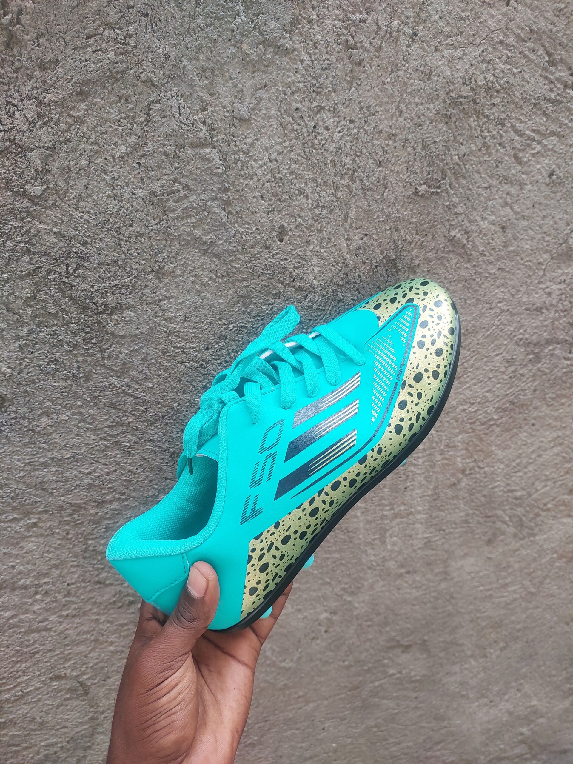 Kids football shoes,tacketa,ታኬታ