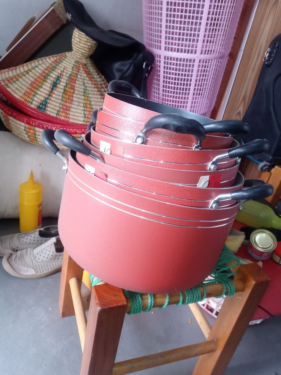 Kitchen materials