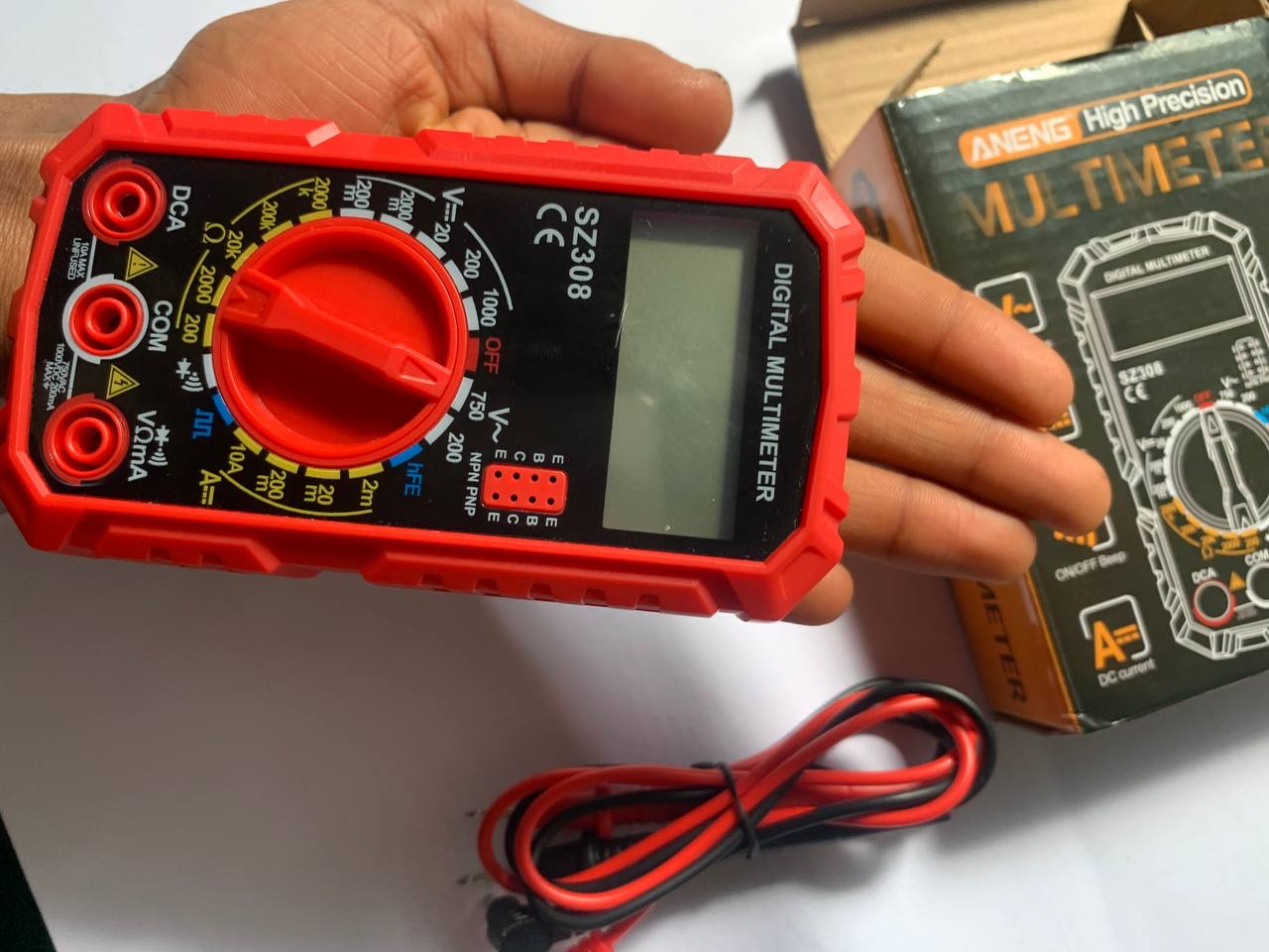 Digital multimeter
